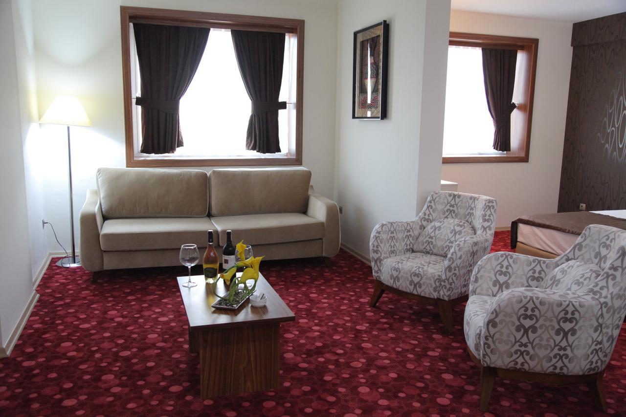 Palmcity Hotel Turgutlu Room photo
